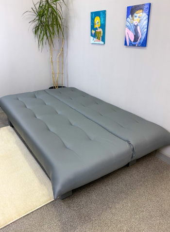 Диван-кровать Поло Стайл экокожа Sunny Grey в Урае - uraj.mebel-e96.ru