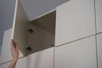 Шкаф 1200 мм Пальма с антресолью, Сатин (ДСВ) в Урае - uraj.mebel-e96.ru