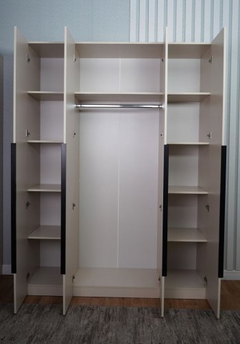 Шкаф 1600 мм Пальма, Сатин (ДСВ) в Урае - uraj.mebel-e96.ru