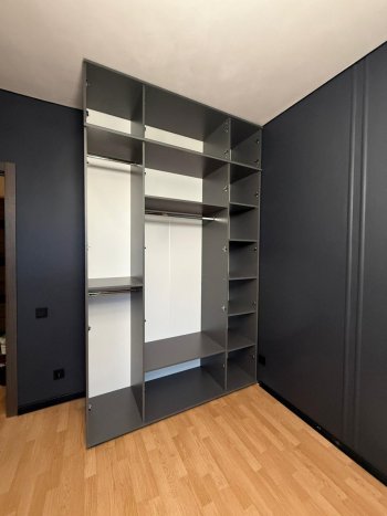 Шкаф 1600 мм 4-х створчатый Норд с антресолью графит (Миф) в Урае - uraj.mebel-e96.ru